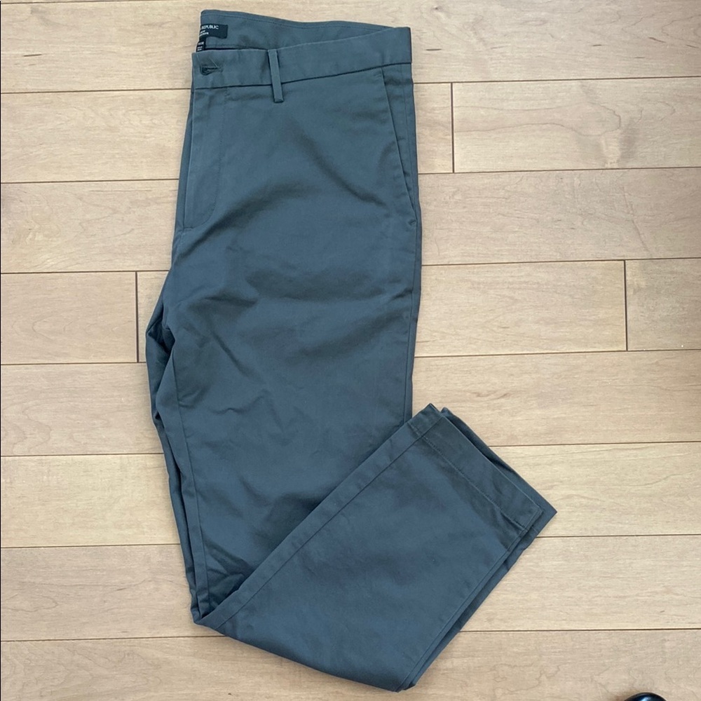 Banana Republic slim fit dress pants